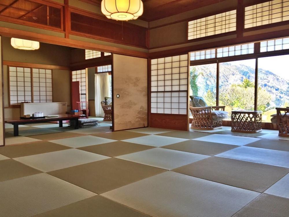 Ohito Hotel Izunokuni Bagian luar foto